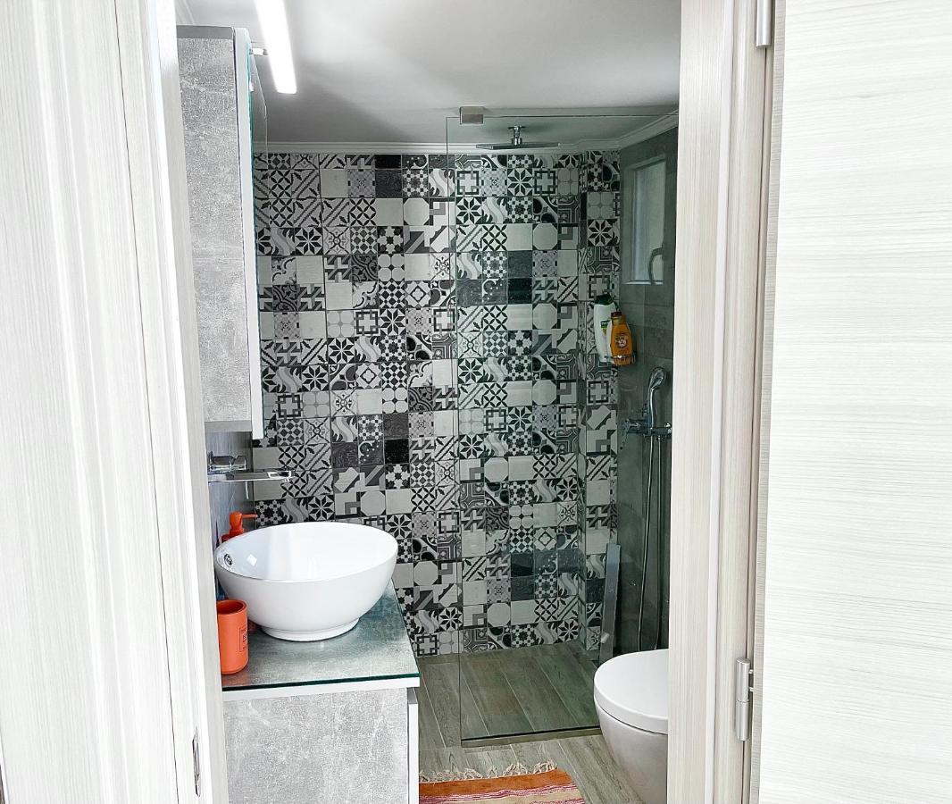 Genius Loci Apartment Kavala Exterior photo